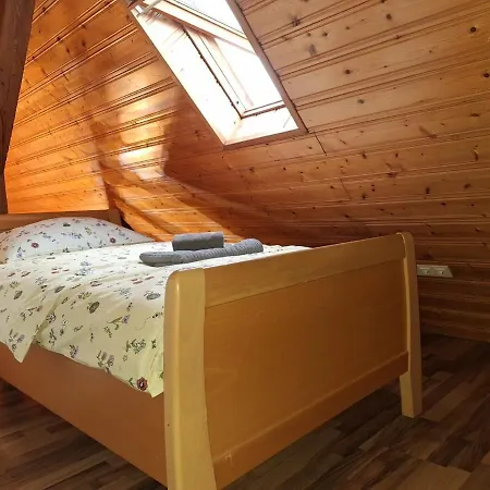 Studio-apartment 2 Etagen 아파트